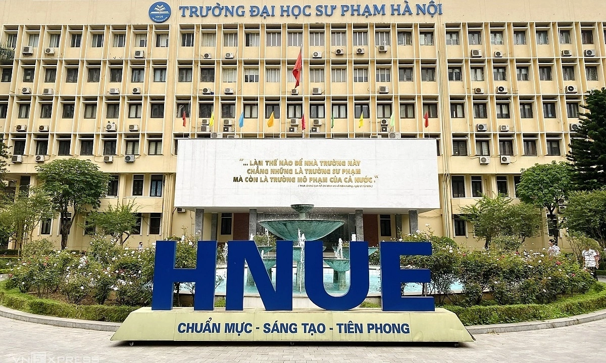 Chúc bạn học tốt môn Tin học và Ngữ Văn